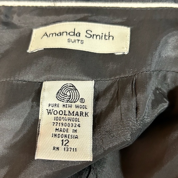 Amanda Smith Wool Pencil Skiry - Picture 8 of 9